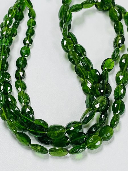 Chrome Diopside Oval Faceted