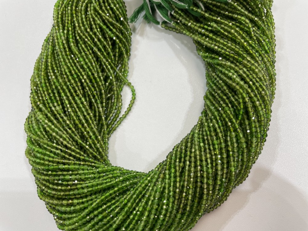 Chrome Diopside Rondelle Faceted